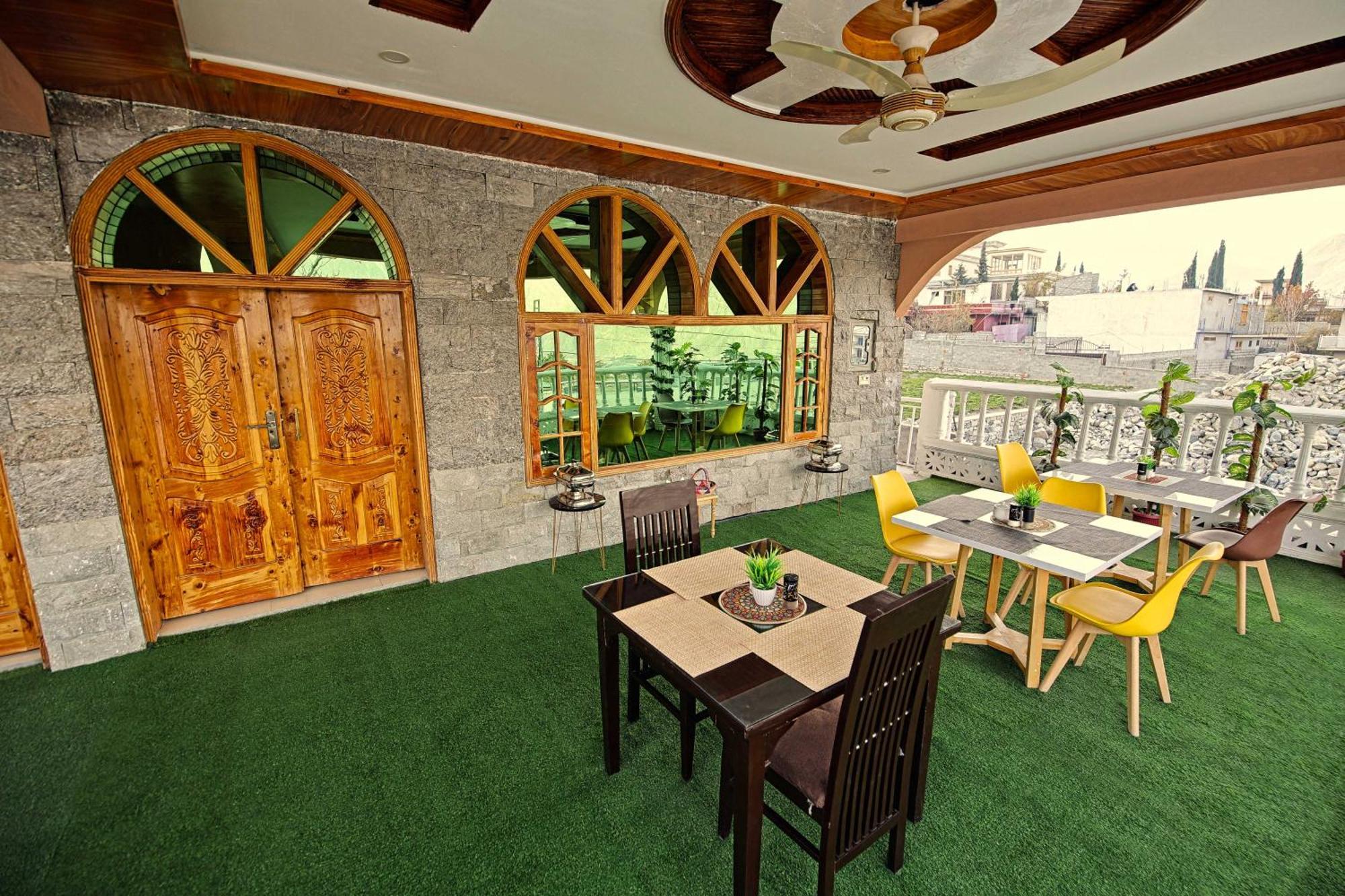 Hotel Oak Residency Gilgit Exteriér fotografie