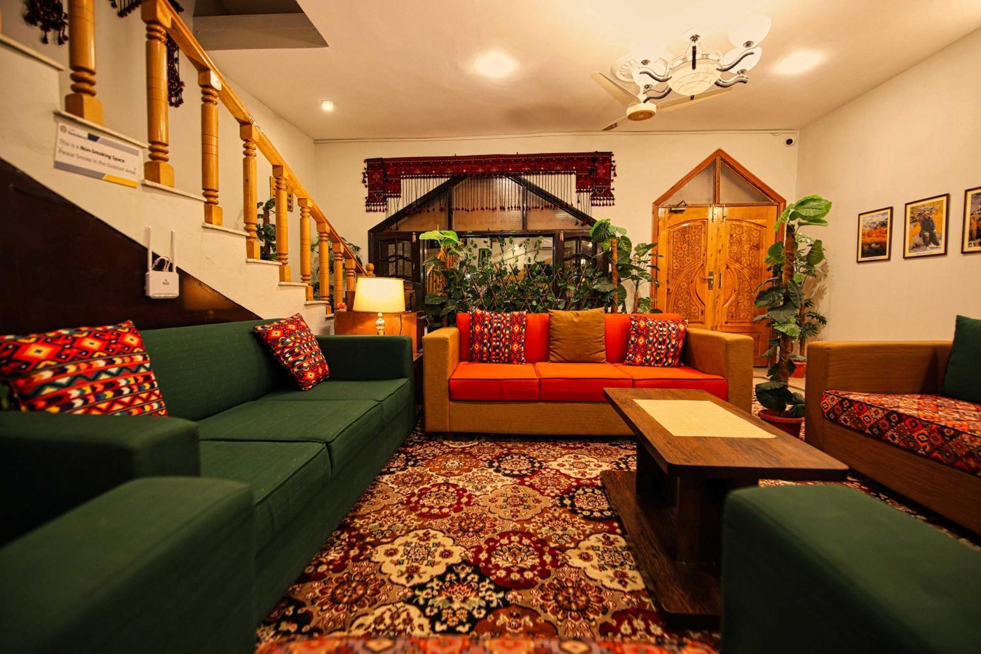 Hotel Oak Residency Gilgit Exteriér fotografie
