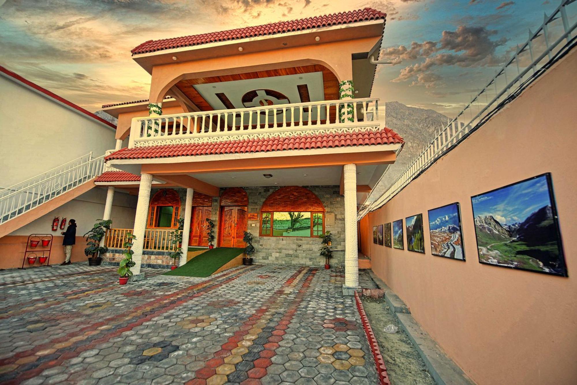 Hotel Oak Residency Gilgit Exteriér fotografie
